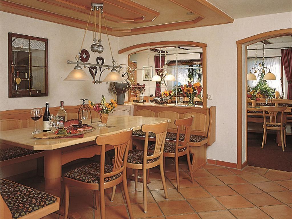 Gasthof Restaurant Buergerstueble Санкт Петер Екстериор снимка